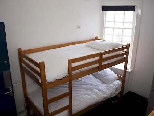 Haystack Hostel Эдинбург 0*,